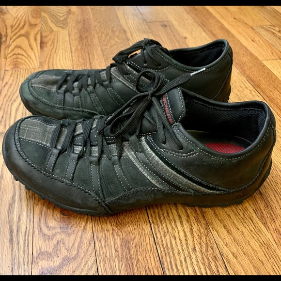 SKETCHERS Men’s athletic shoes. Size 8.5. - Picture 3 of 5